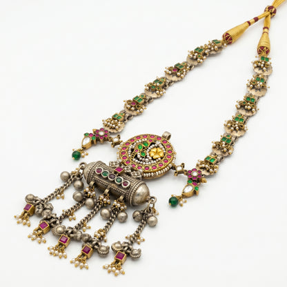 Ratna tassel Necklace
