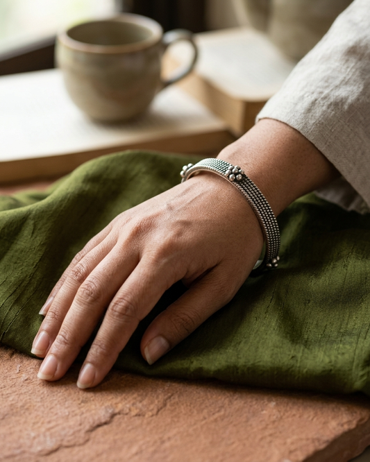 Floral Vine Oxidised Silver Bangle (Single)