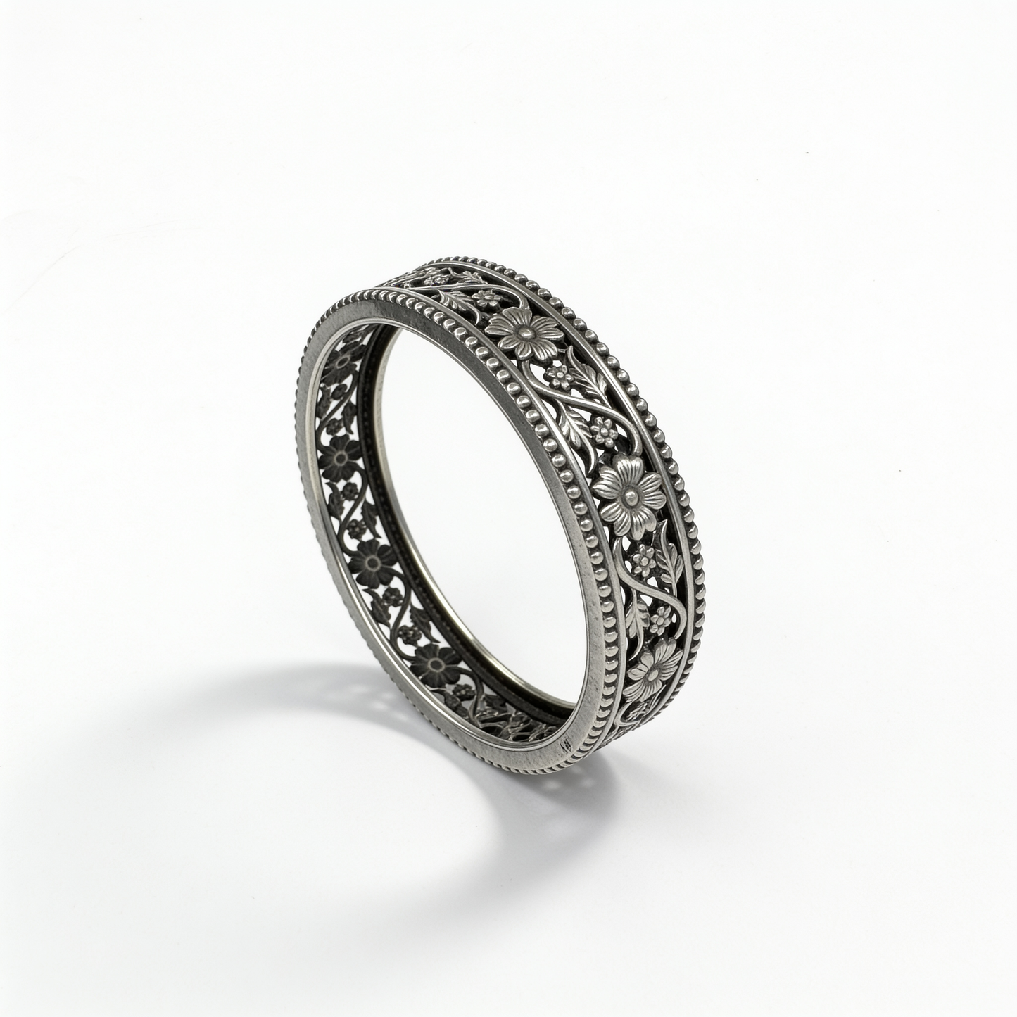 Veda slim floral bangle