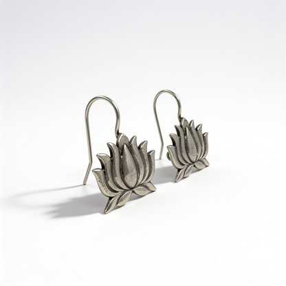 Aura Kamal Oxidised Silver Earrings