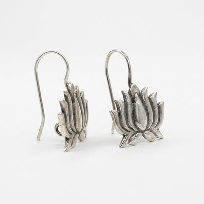 Aura Kamal Oxidised Silver Earrings