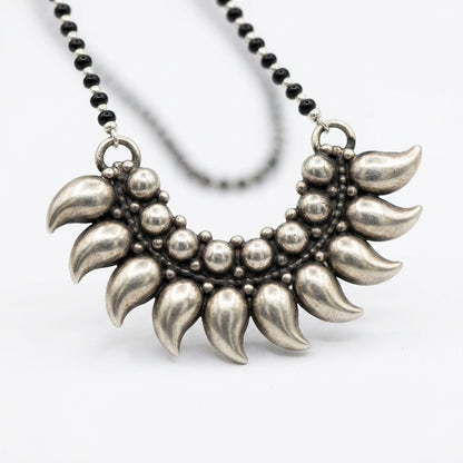 Vaidehi Crescent Mangalsutra