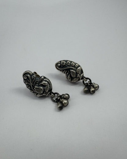 Mayurika Oxidised Silver Choker Set