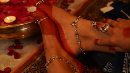 Kumud Floral Anklet