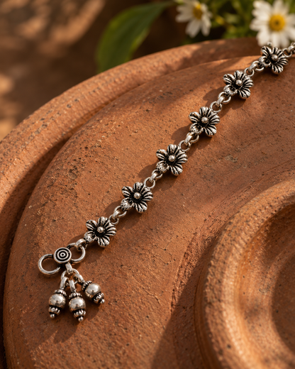 Kumud Floral Anklet