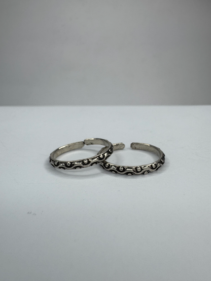 Latika Toe Ring