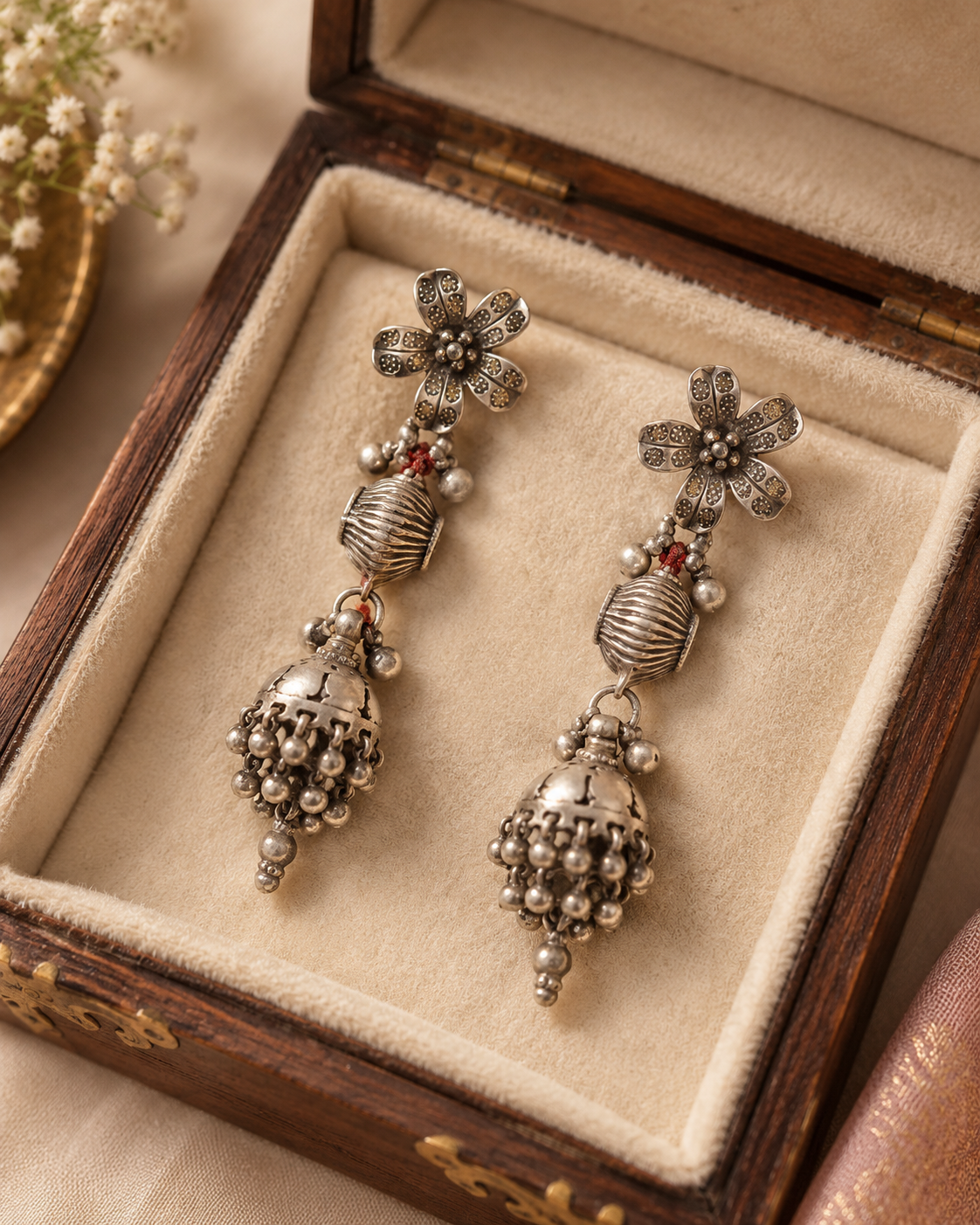 Ruhani Floral Long Jhumka
