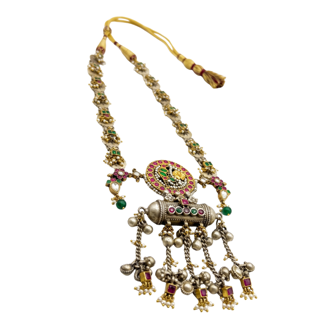 Ratna tassel Necklace
