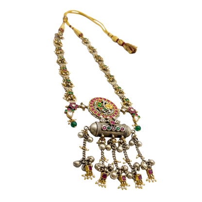 Ratna tassel Necklace