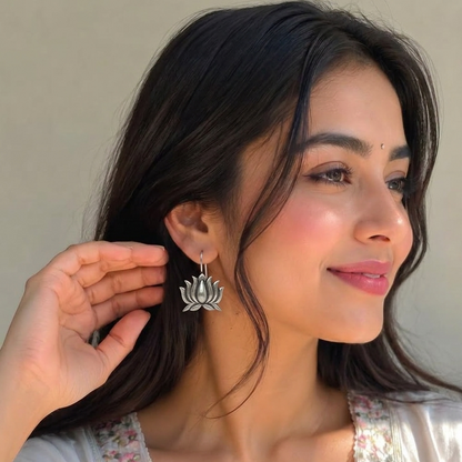 Aura Kamal Oxidised Silver Earrings